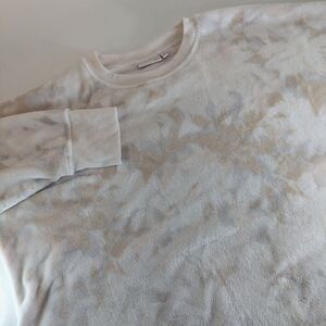 So Women's XL Long Sleeve Fleece Pink Tie Dye Pullover Super Soft‎ Sweater